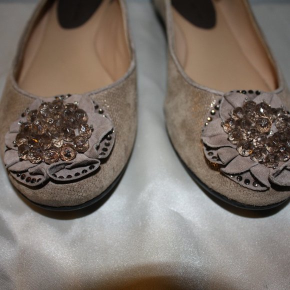 ANTONIO MELANI Ladies' Flats Sz 6 M - Picture 3 of 5